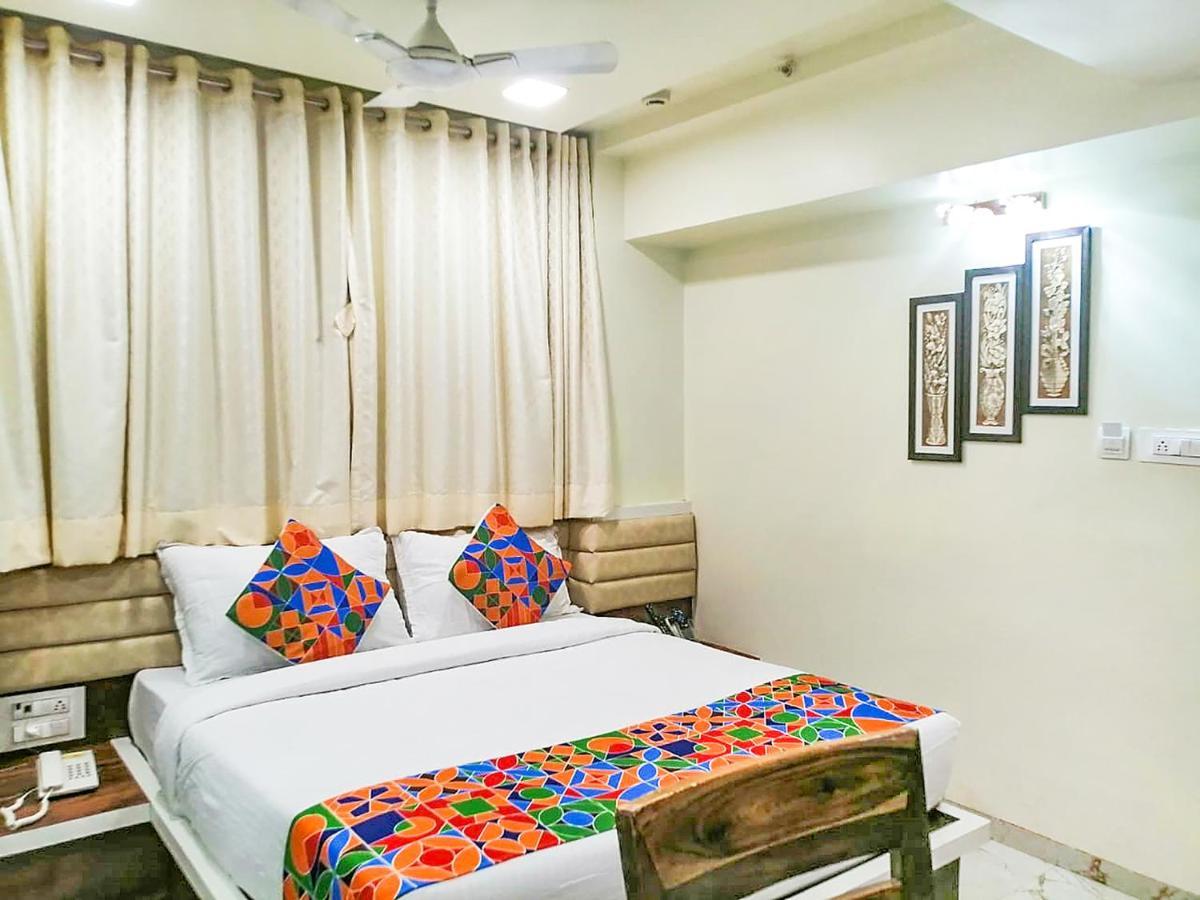 Hotel Radana Vashi Navimumbai Navi Mumbai Exteriör bild