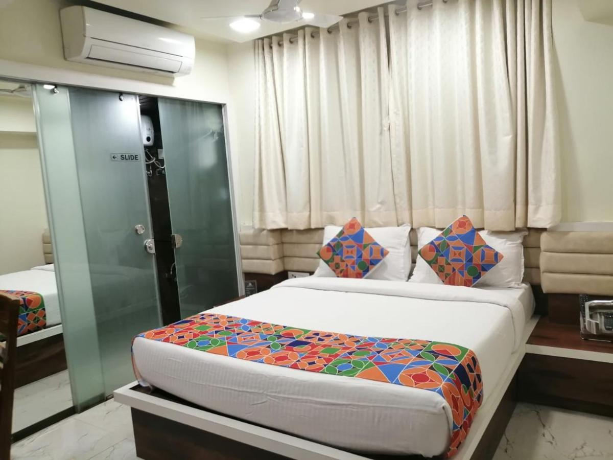 Hotel Radana Vashi Navimumbai Navi Mumbai Exteriör bild