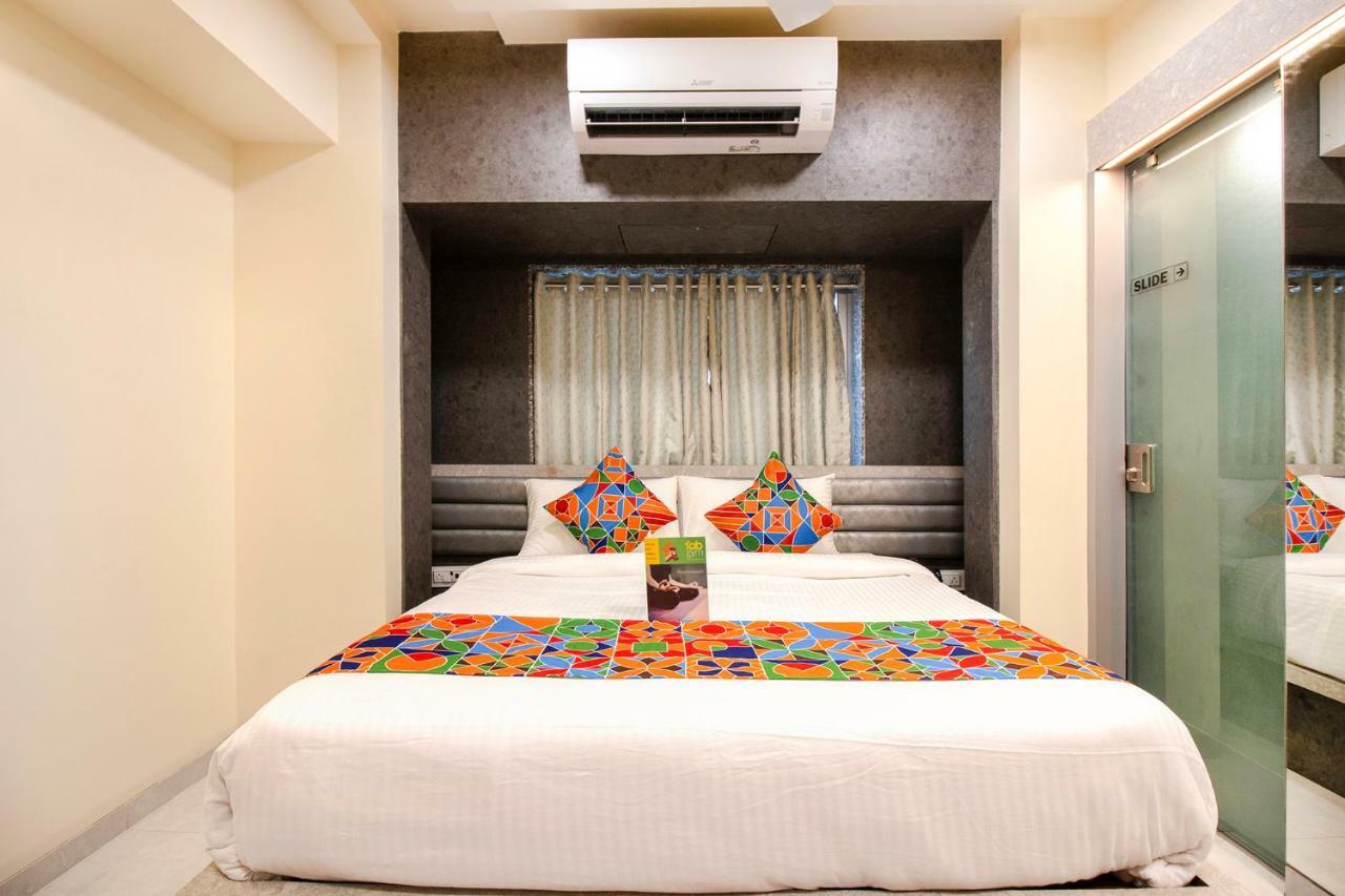 Hotel Radana Vashi Navimumbai Navi Mumbai Exteriör bild
